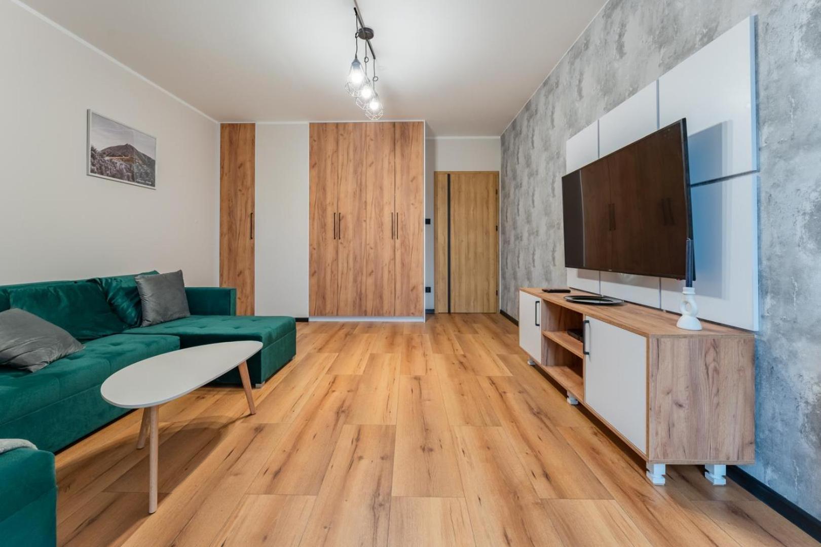 Apartament Przy Baszcie - Z Prywatnym Parkingiem W Centrum - By Spaceapart Jelení Hora Exteriér fotografie